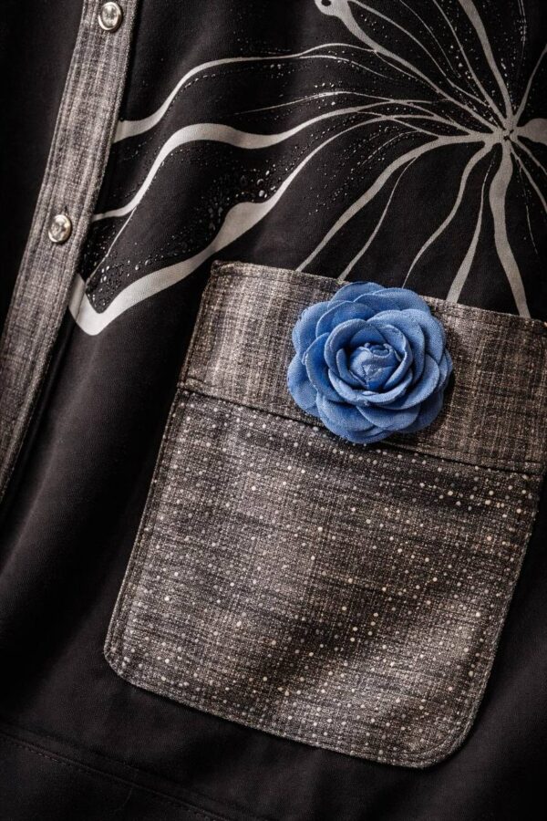 Artistic Floral Print Black Relaxed Fit Blouse