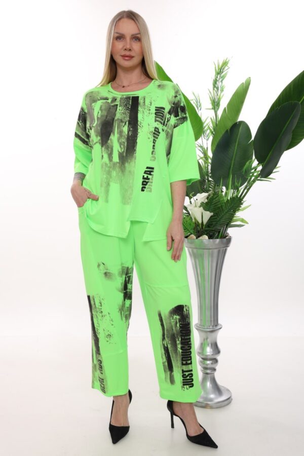 Urban Graphic Print Two-Piece Lounge Set