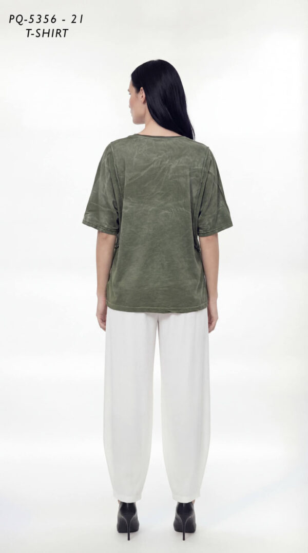 Star & Chain Embellished Washed T-Shirt