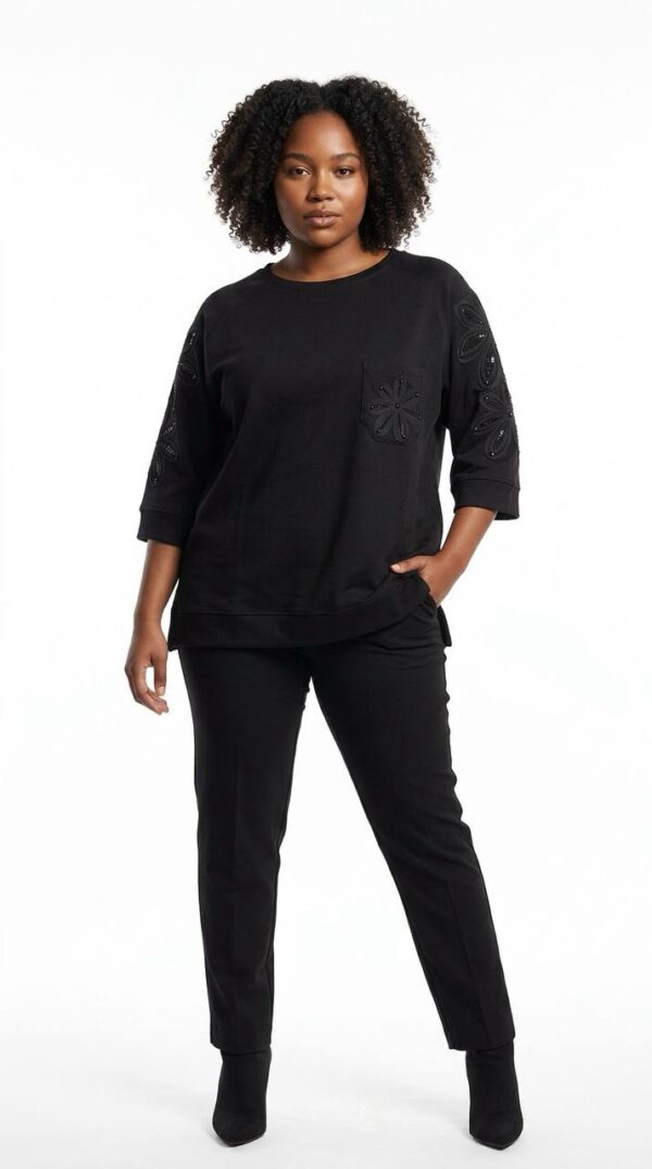 file_3295.jpg Embellished Floral Appliqué Knit Top