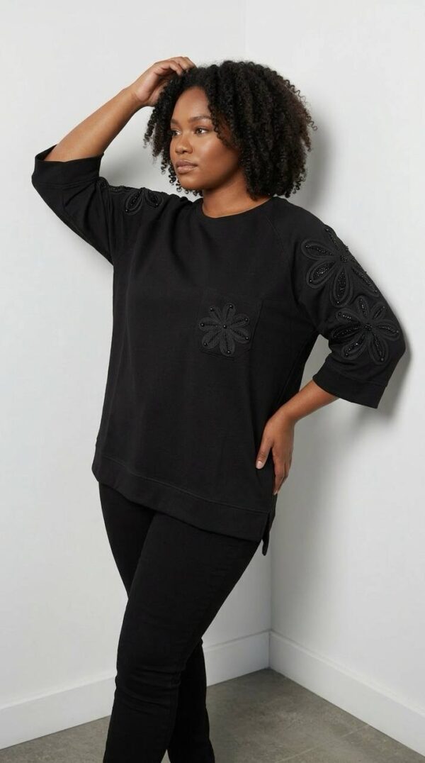 file_3299.jpg Embellished Floral Appliqué Knit Top