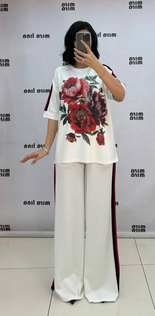 260038MIR Flower Stones Top and Down Cotton