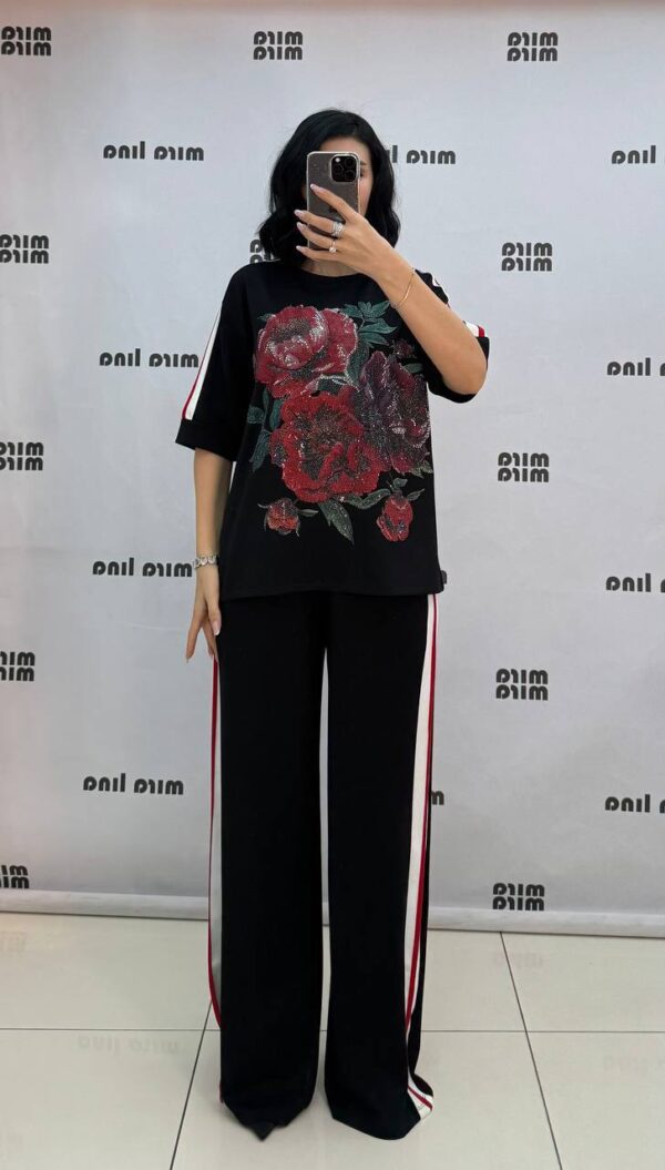 260038MIR Flower Stones Top and Down Cotton