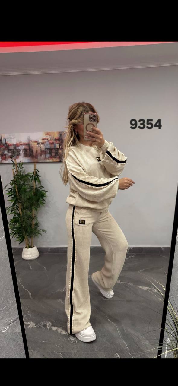 file_1317.jpg Women's Ribbed Knit Two-Piece Lounge Set