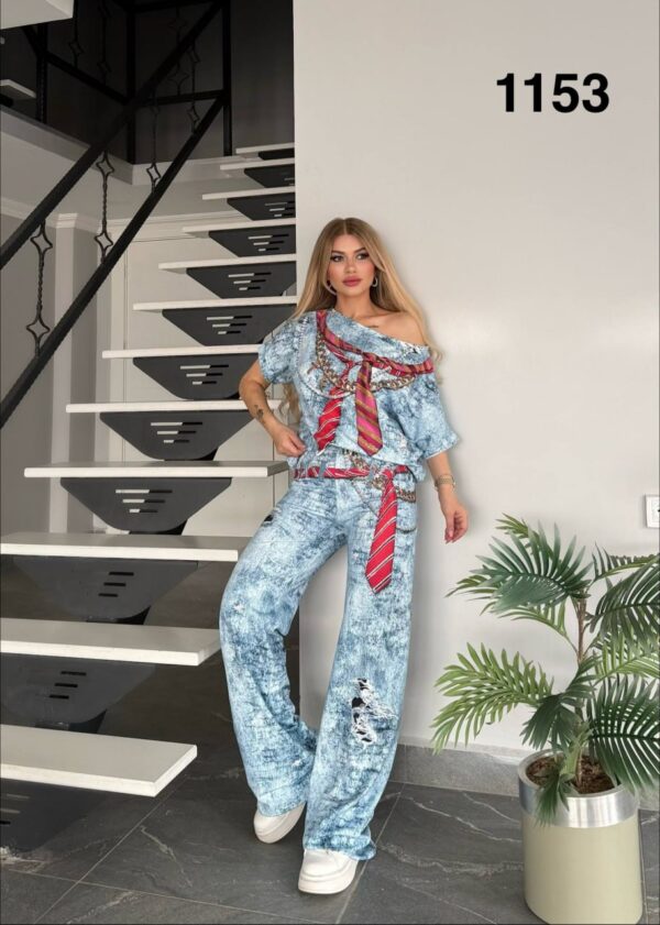 file_1603.jpg Women's Acid Wash Graphic Print Two-Piece Set