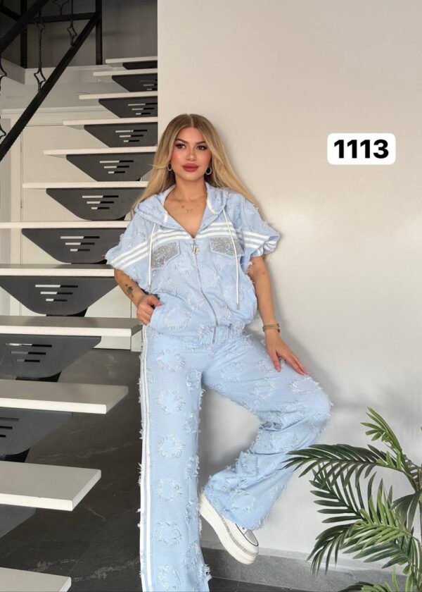 file_1697.jpg Women's Embellished Zip-Up Hoodie and Pants Set