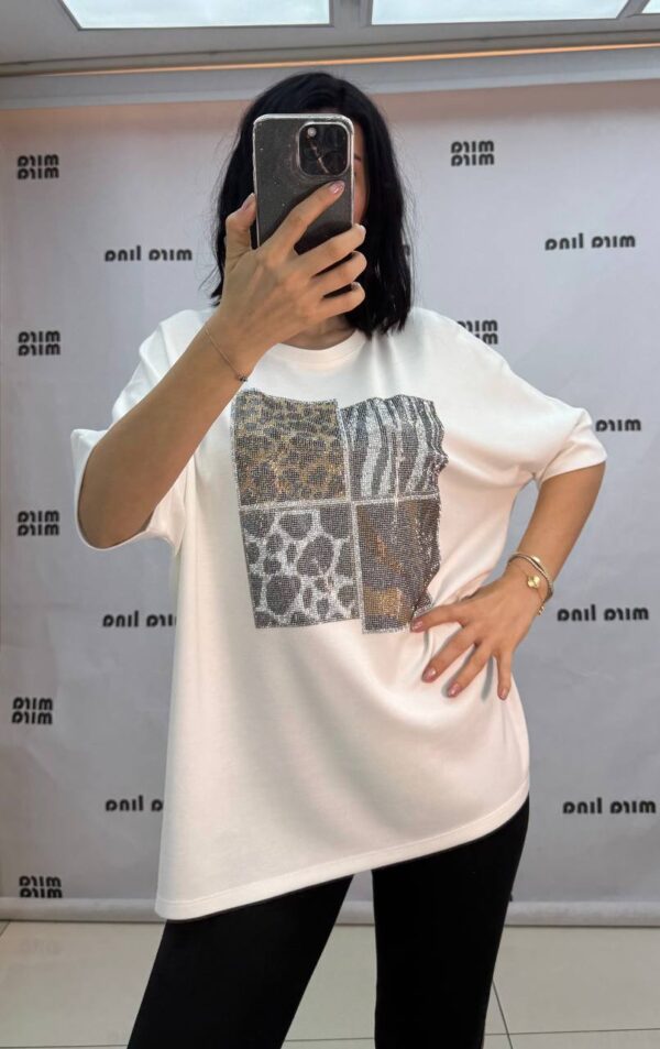 file_1774.jpg Women's Black Rhinestone Animal Print Fashion Blouse