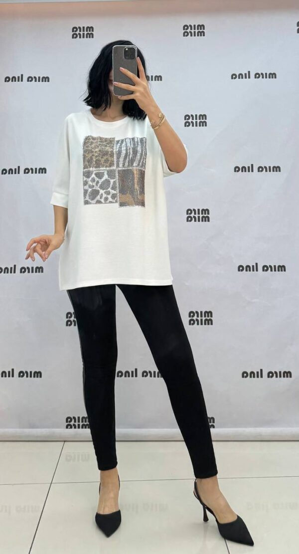 file_1775.jpg Women's Black Rhinestone Animal Print Fashion Blouse