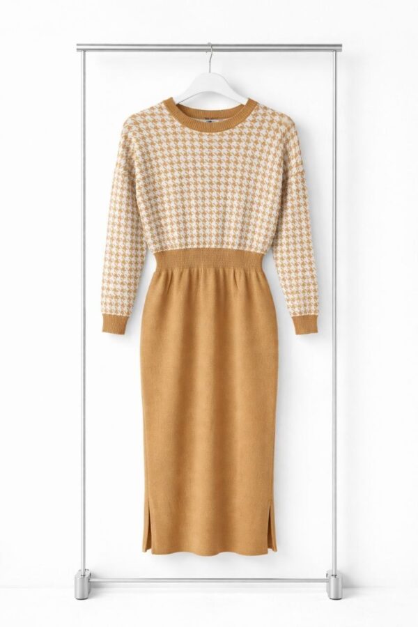 Elegant Houndstooth Knit Midi Dress