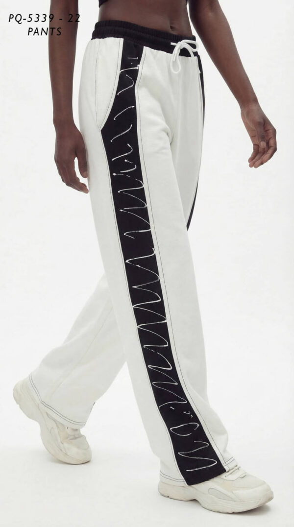 Avant-Garde Contrast Stitch Cardigan