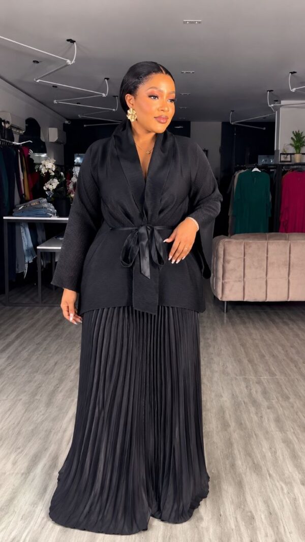 Premium Two-Piece Pleated Set - Wholesale Fashion