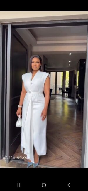 Premium White Sleeveless Dress VDS56695