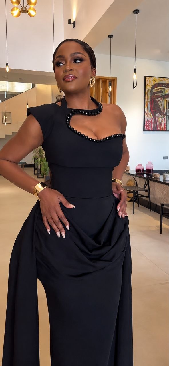 Premium Black Studded One-Shoulder Dress