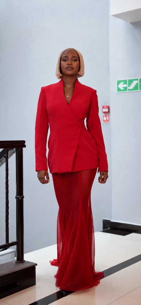 Premium Two-Piece Blazer Set - Wholesale Fashion Collection Premium Two-Piece Blazer Set - Wholesale Fashion Collection