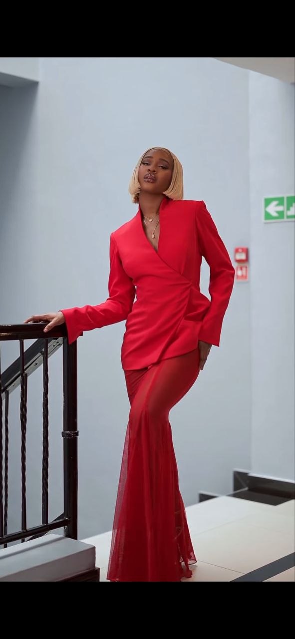 Premium Two-Piece Blazer Set - Wholesale Fashion Collection Premium Two-Piece Blazer Set - Wholesale Fashion Collection