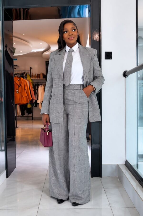 Premium Gray Four-Piece Blazer Suit Set Premium Gray Four-Piece Blazer Suit Set