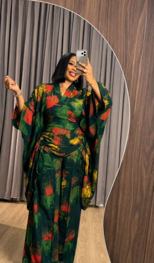 Premium Floral Print Two-Piece Set - Wholesale Fashion Premium Floral Print Two-Piece Set - Wholesale Fashion